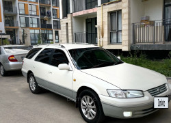 Toyota Camry Gracia 1997 года
