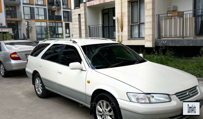 Toyota Camry Gracia 1997 года