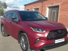 Toyota Highlander 2020 года