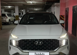 Hyundai Santa Fe 2023 года