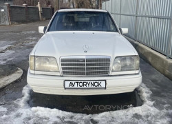 Mercedes-Benz E-Класс 1994 года