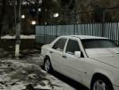 Mercedes-Benz E-Класс 1994 года