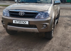 Toyota Fortuner 2007 года