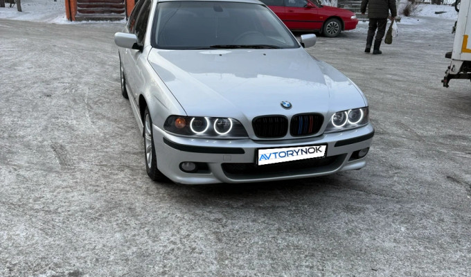 BMW 5 серия 2001 года