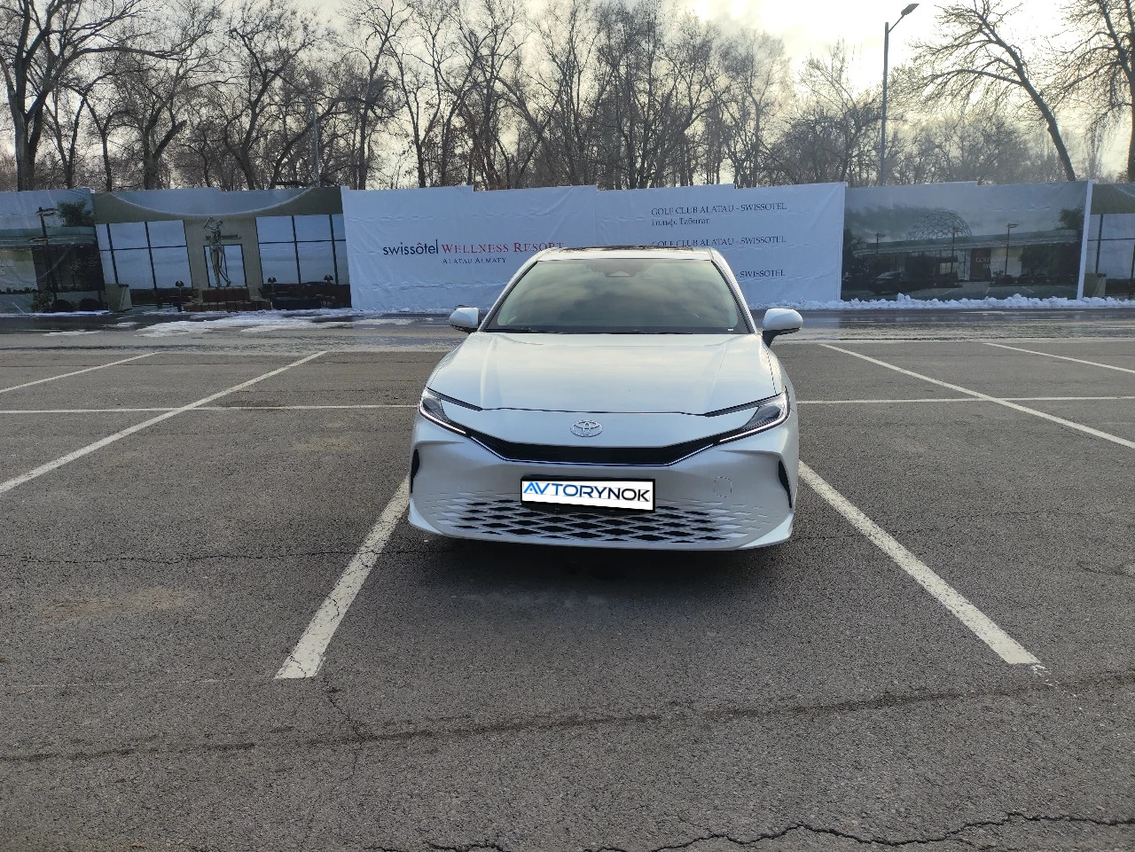 Toyota Camry, 2024