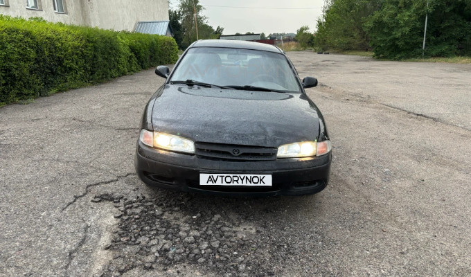 Mazda 626 1992 года