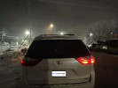 Toyota Sienna 2015 года