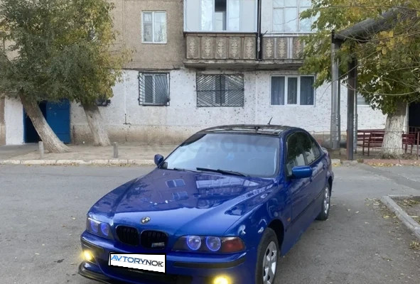 BMW 5 серия 1998 года