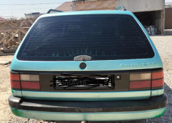 Volkswagen Passat 1990 года