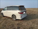 Toyota Estima 2002 года