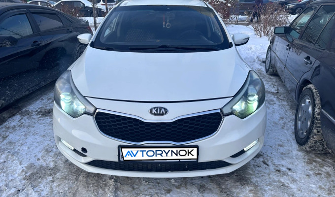Kia Cerato 2013 года