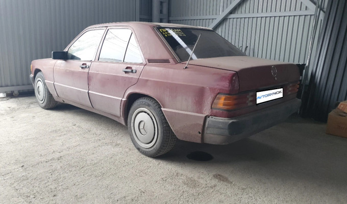 Mercedes-Benz 190 1993 года