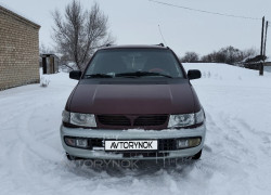 Mitsubishi Space Wagon 1997 года