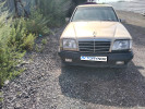 Mercedes-Benz E-Класс 1994 года