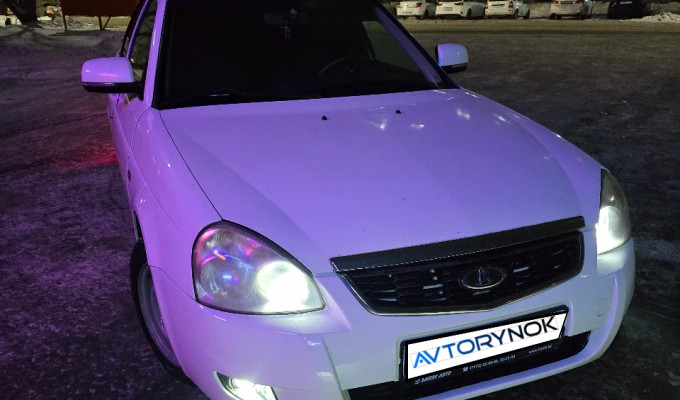 ВАЗ (Lada) Priora 2014 года