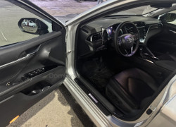 Toyota Camry 2020 года