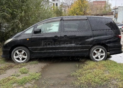 Toyota Estima 2002 года