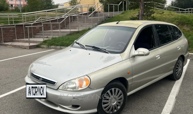 Kia Rio 2002 года