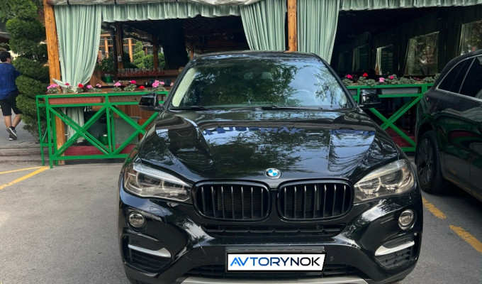 BMW X6 2017 года