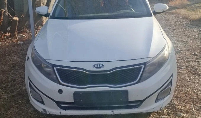 Kia K5 2015 года