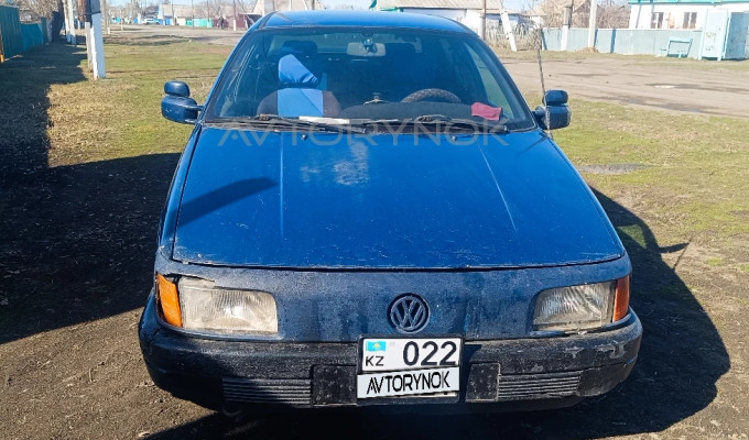 Volkswagen Passat 1992 года