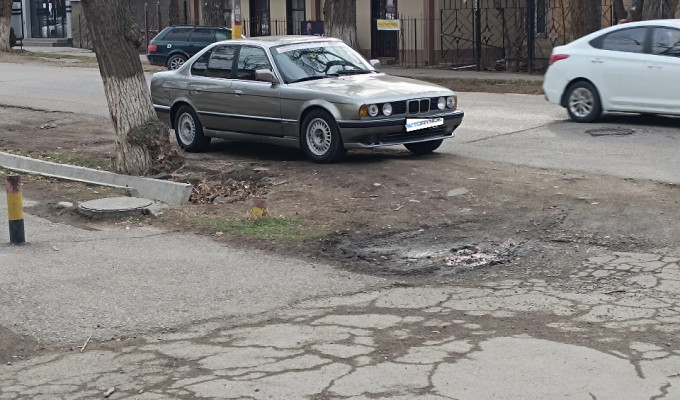 BMW 5 серия 1988 года
