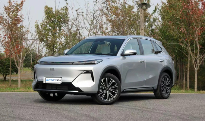 Geely Galaxy L7 2025 года