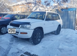 Toyota RAV4 1996 года