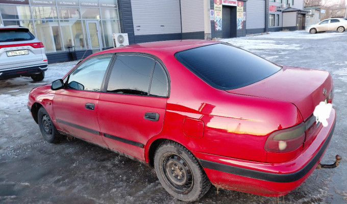 Toyota Carina E 1995 года