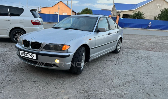 BMW 3 серия 2003 года
