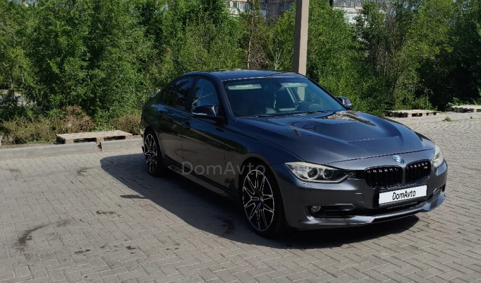 BMW 3 серия 2013 года