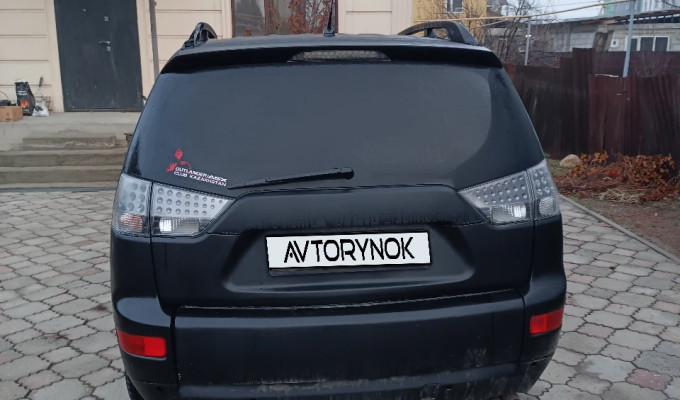 Mitsubishi Outlander 2006 года