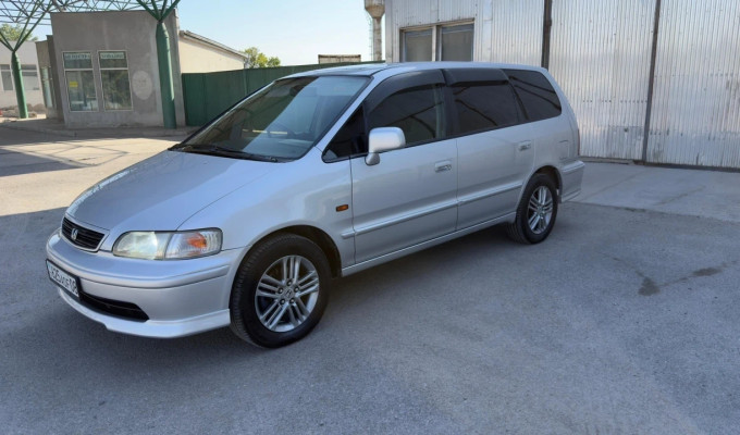 Honda Odyssey 1999 года