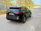 Toyota RAV4 2020 года