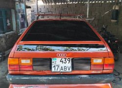 Audi 100 1990 года