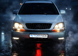Lexus RX 2000 года