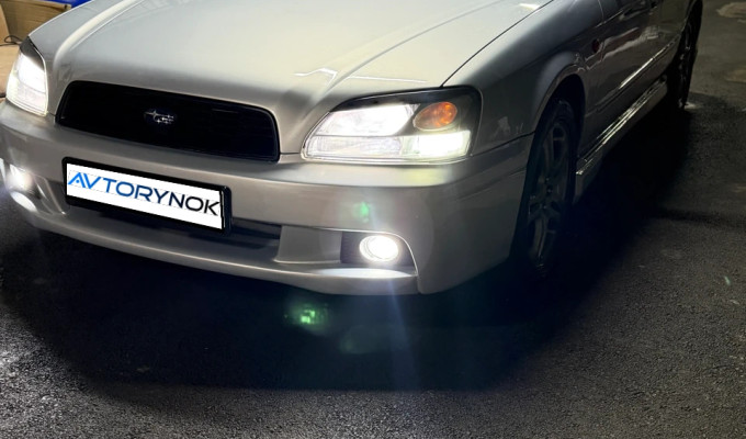 Subaru Legacy 2000 года