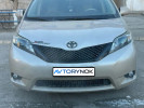 Toyota Sienna 2013 года