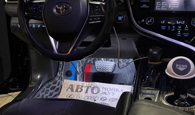 Toyota Camry 2019 года