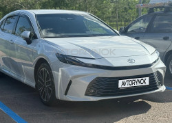Toyota Camry 2024 года