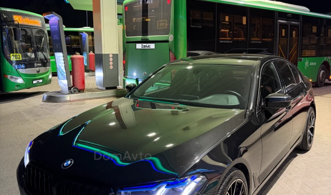 BMW 5 серия 2018 года
