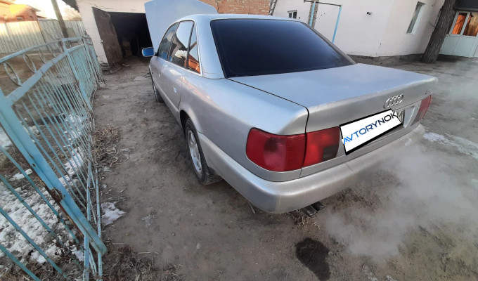Audi A6 1994 года