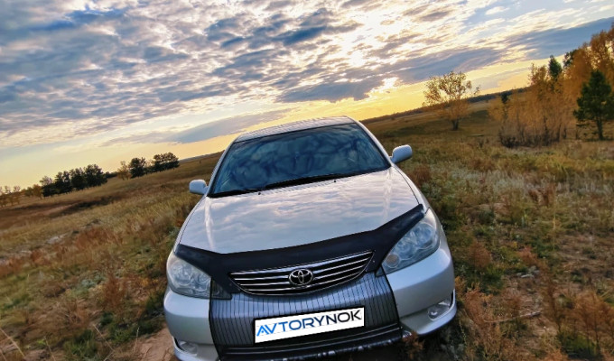 Toyota Camry 2006 года