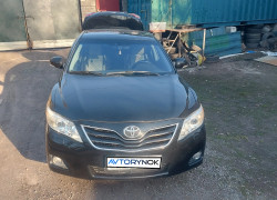 Toyota Camry 2011 года