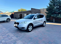 Geely Emgrand X7 2015 года