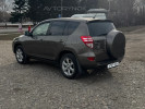 Toyota RAV4 2010 года