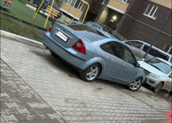 Ford Focus 2005 года