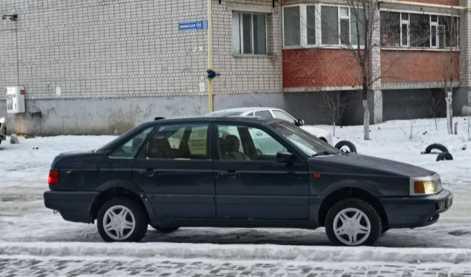 Volkswagen Passat 1992 года