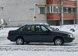 Volkswagen Passat 1992 года
