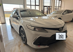 Toyota Camry 2023 года